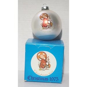 Christmas Child 1975 Christmas Ornament Sister Berta Hummel Schmid